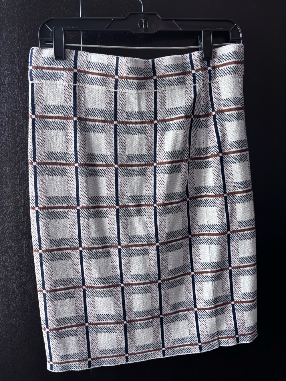 Ann Taylor Factory White Plaid Pencil Skirt with Navy and Brown Lines